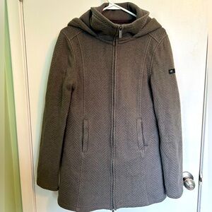 Bench sweater jacket